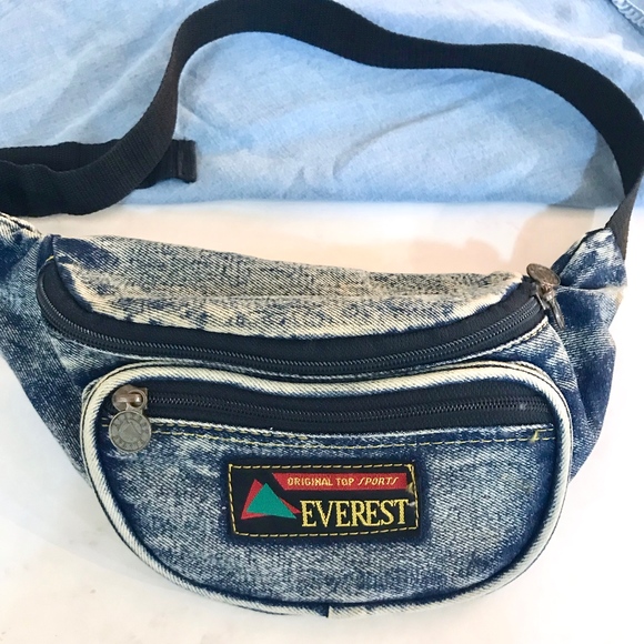 Everest Handbags - EVEREST | Blue Acid Wash Fanny Pack - Vintage 80s